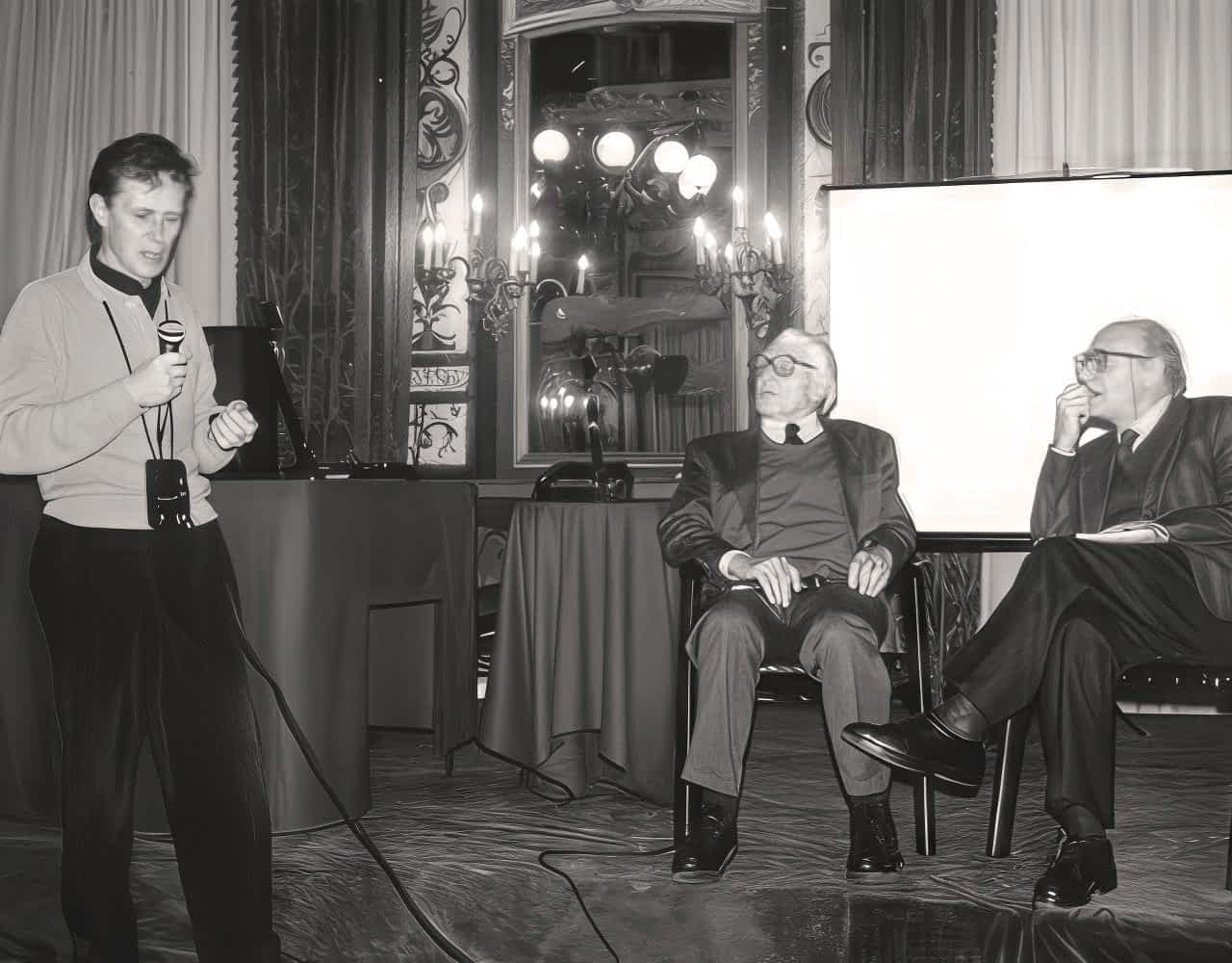 Derrick de Kerckhove, René Berger and Mario Costa, Artmedia IV (1992). Photo by V.fanis1, via Wikimedia Commons (CC BY 3.0)